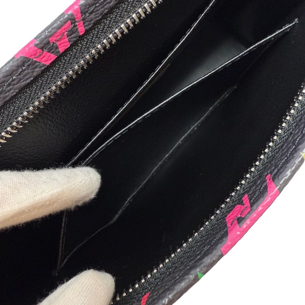 Louis Vuitton Murakami Cosmetic Toiletry Pouch 26 Multicolor Black Limited Ed - Picture 13 of 16